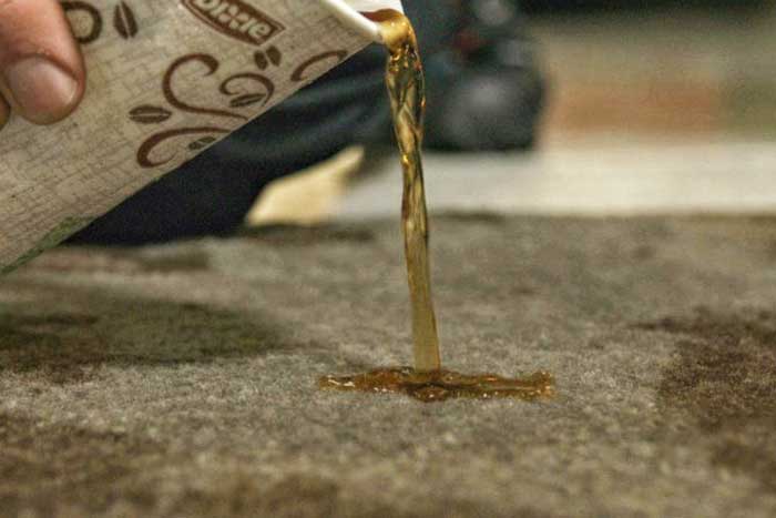 nettouyer tache de café voiture tissu tapis