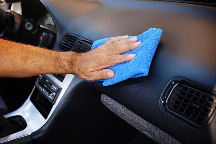 Comment nettoyer l'intérieur d'une voiture comme un PRO ! 