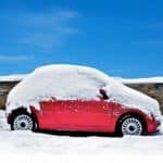 comment bien laver sa voiture en hiver neige