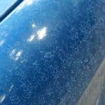 eliminer traces d'eau sur peinture voiture