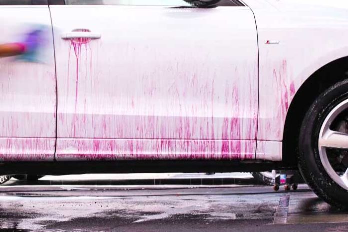 comment décontaminer peinture voiture