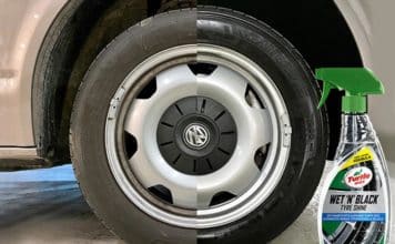 avis turtle wax wet n black